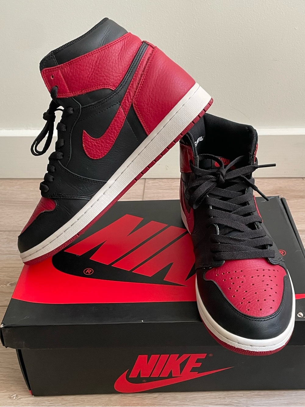 Nike Air Jordan 1 Retro High OG "2016” Banned Size 10.5